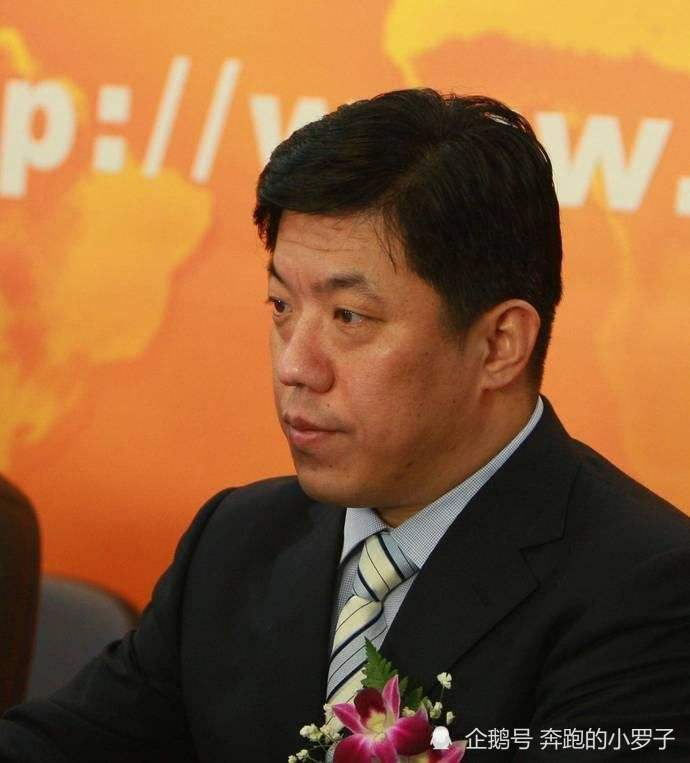 参考2020年胡润百富榜,排在内蒙古首位的是杜江涛,郝虹夫妇的财富大涨