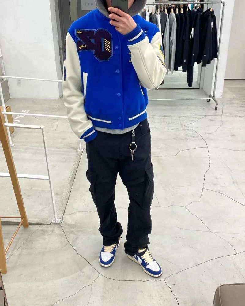 随意 走路背影 露出全身搭配=vibe—03其实vibe的精髓就在于随意感,穿