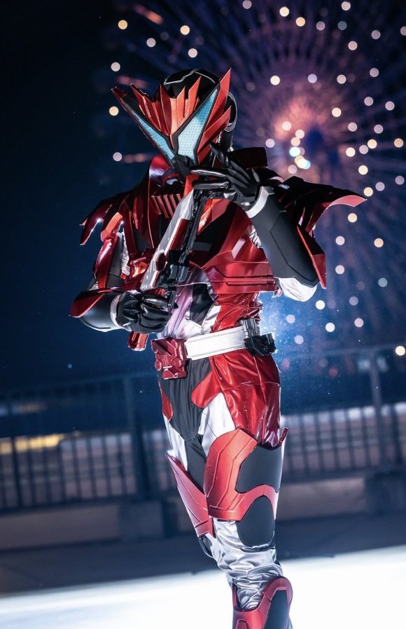 假面骑士大神自制灭亡迅雷皮套完美还原剧中形象看酸了