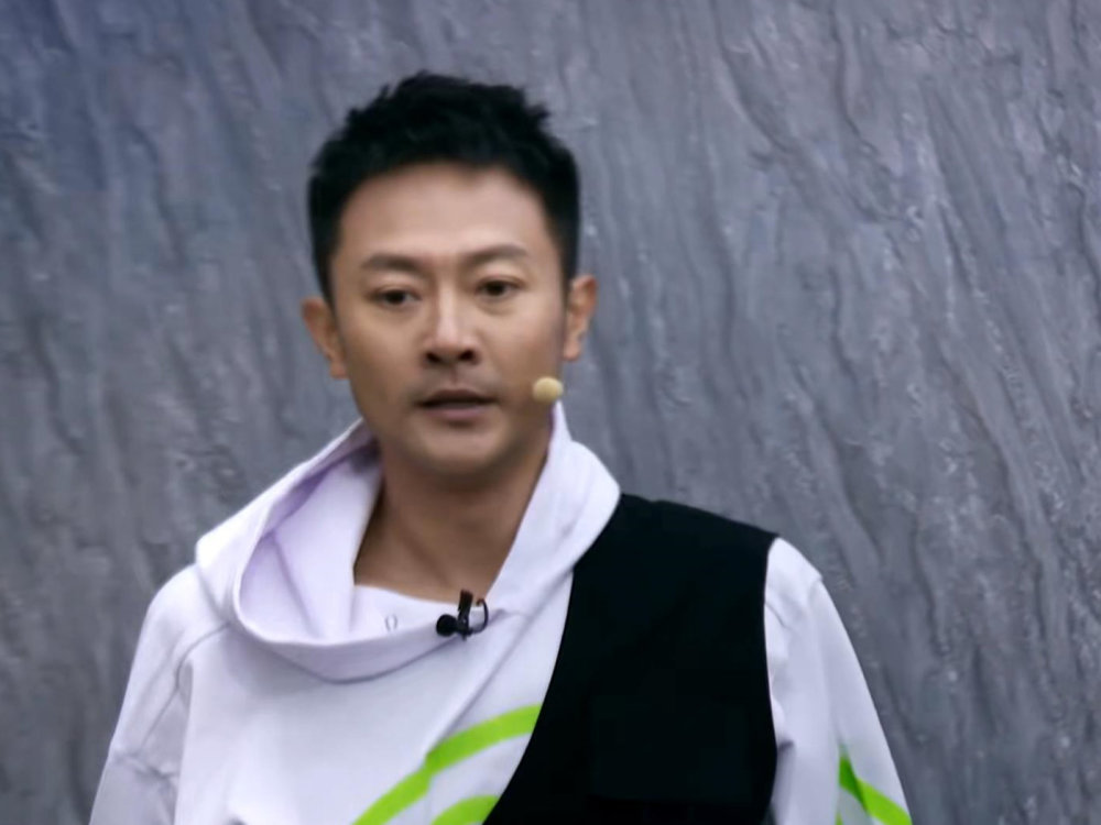 杨幂再提杜淳,印小天"矛盾",杜淳当初大义灭亲还是蓄谋已久?_腾讯新闻