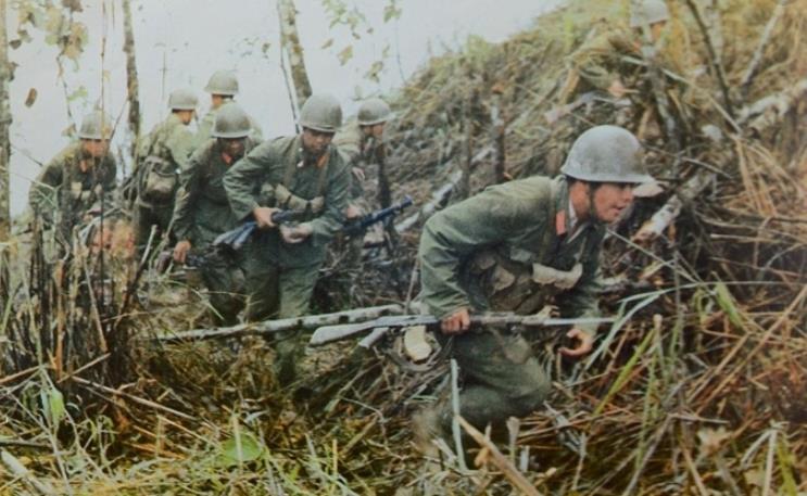 横眉怒目越战中孤身灭敌18人的一等功臣杨启良转业后过得如何