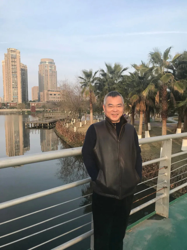 被抓捕以前的上海开发商王石平.家人供图