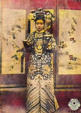 紫禁城八大女官罕见老照片:图八是真正的公主,图十格格长相漂亮