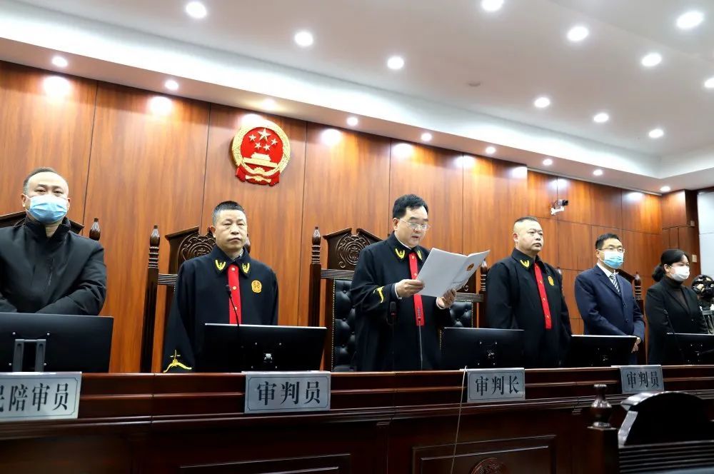 热点判了肖作军胡绪喜等29人涉黑案一审宣判首犯获刑25年