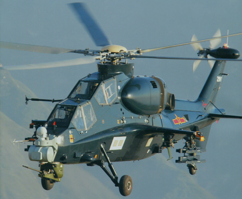 直10达到完全体中航工业向学校赠送珍贵大礼背后意义非凡