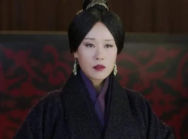 《大秦赋》华阳太后弃孙儿选择亲弟弟,嬴政悲痛过后开始拉拢楚系_腾讯