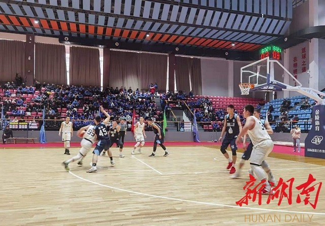 湖南省2020高考中学_娄底二中勇夺湖南省高中篮球联赛第三名