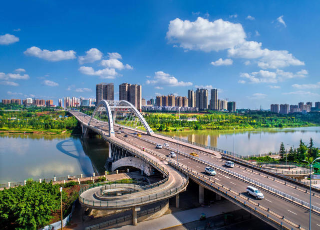 老鹰水库至城区输水管道全面建成 四川资阳突发性减压供水将成历史丨