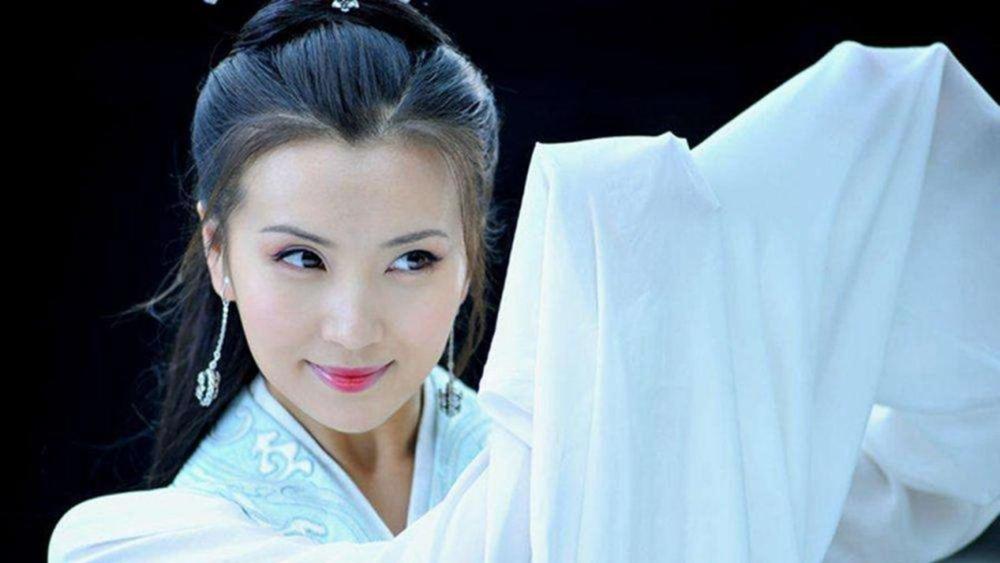 关羽为何"月下斩貂蝉"?不是关羽心狠,因为他发现貂蝉一秘密