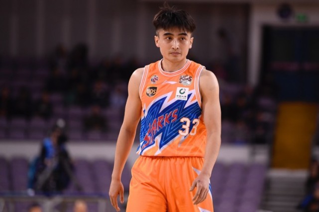 罗汉琛半场8投6中独得16分