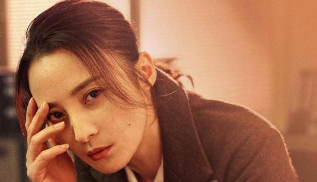 蒋勤勤重新出发迷雾追踪开播即好评无惧中年危机