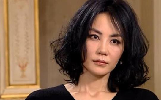 谢霆锋向王菲求婚3次遭拒?相差11年纠缠14年,姐弟恋也有七年之痒?