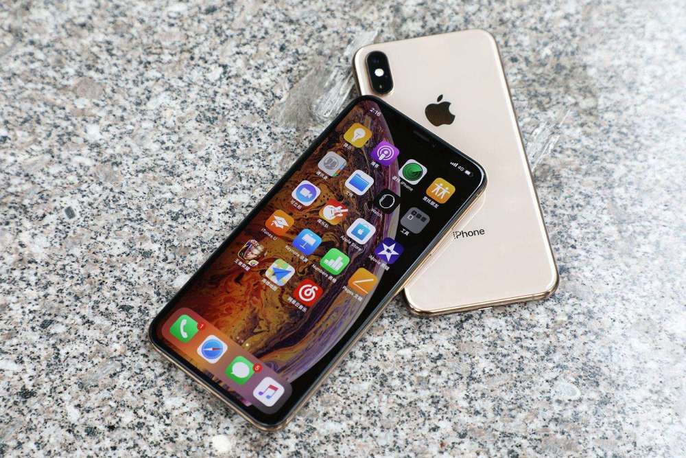 iPhoneXsMax 256G SG (simロック解除版 ○判定)/美品 ショップリスト