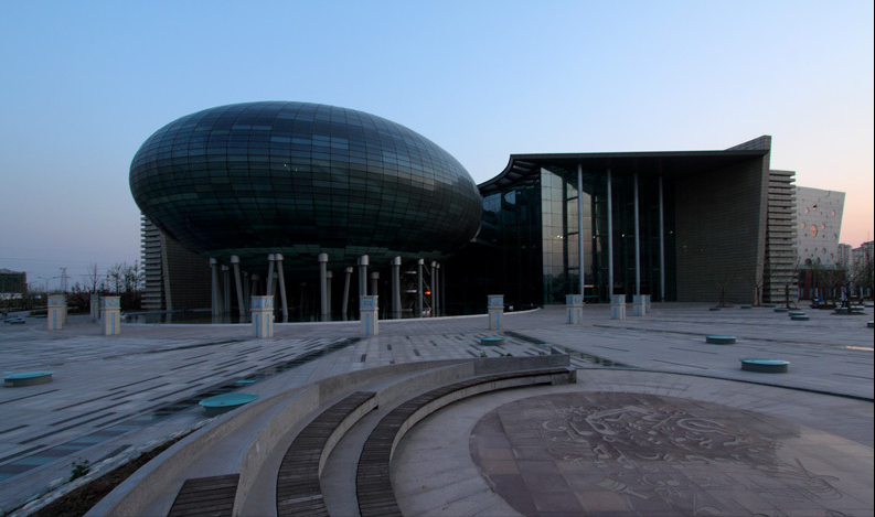 寿光市博物馆是一座综合性地志博物馆.