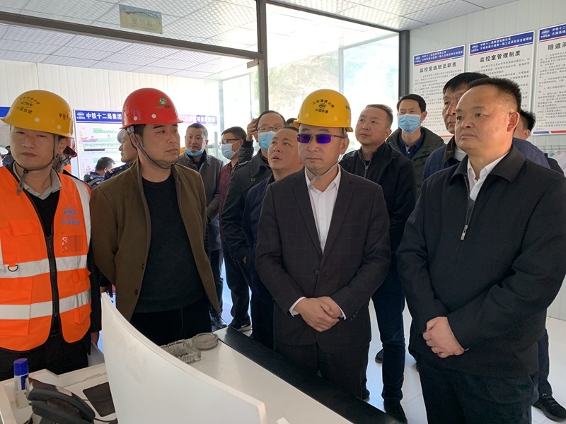 大理州常务副州长李琰率队开展岁末年初安全生产检查