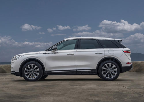 国产车百公里加速排行_原创百公里加速4秒,最美国产车,这货搞出来大众CC绝对吓趴