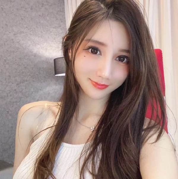 小猫咪自称"ssr"级主播,停播被yy召回,直播7天奖励4位频道号_腾讯新闻