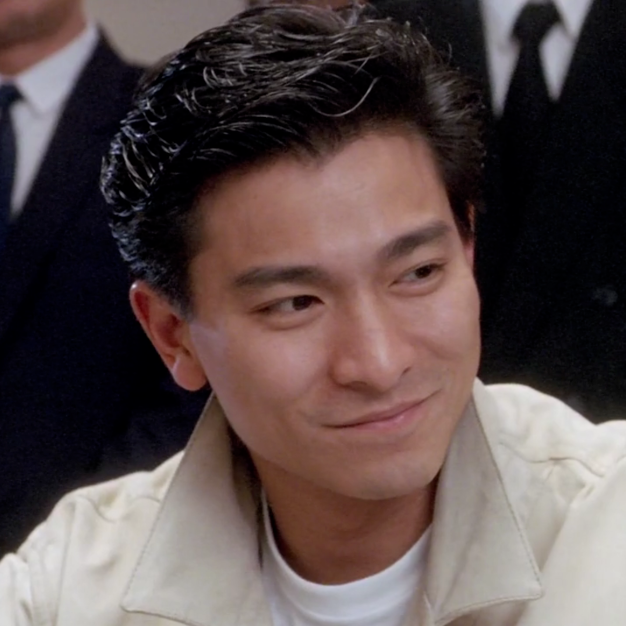 金鸡奖后频上热搜的背后59岁刘德华谦谦君子温润如玉