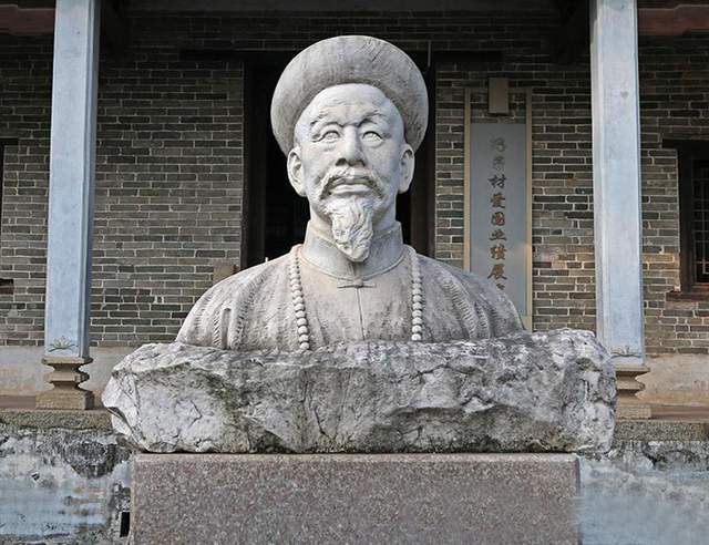 这次战争,就是镇南关大捷,这位功臣,就是民族英雄冯子材.