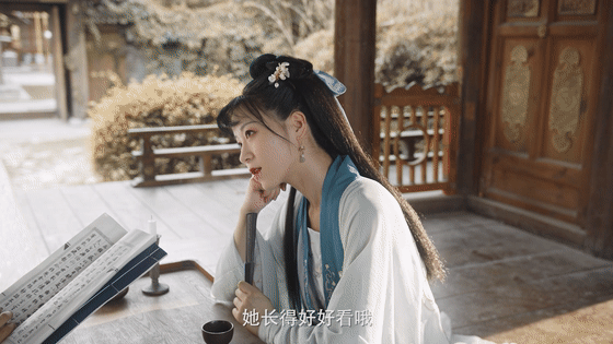 双女主剧云芊传敲头杀吹耳朵深情对视比双男主剧尺度还过瘾