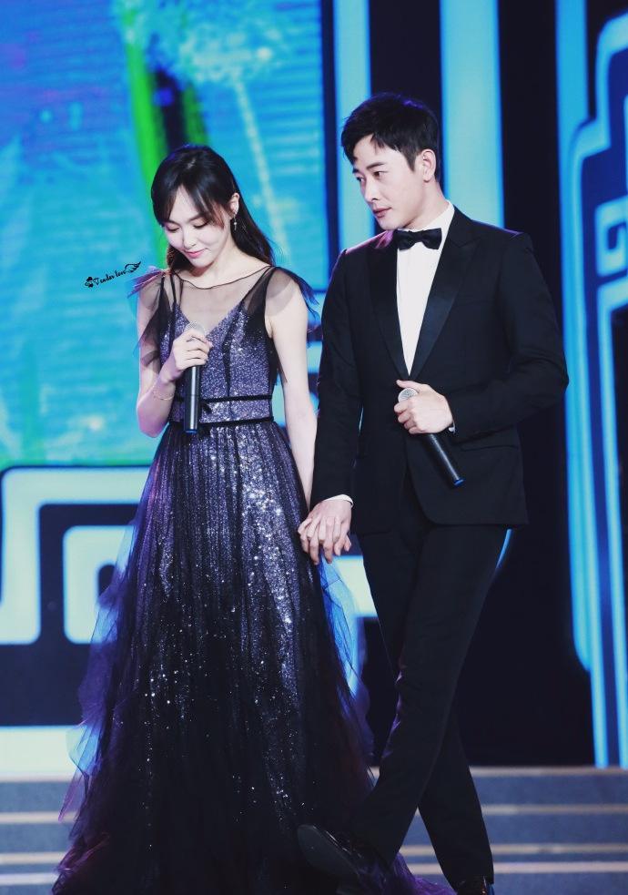 罗晋唐嫣上海豪宅曝光 价值7000万 衣帽间比普通人卧室都大 腾讯新闻