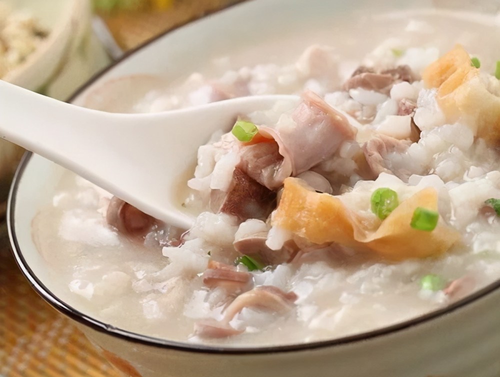 生滚猪杂粥这样做太美味了,鲜嫩爽滑无腥味,广东人直流口水_腾讯新闻