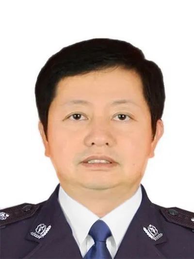 人事:周兆翔任东莞市人民政府副市长,市公安局局长