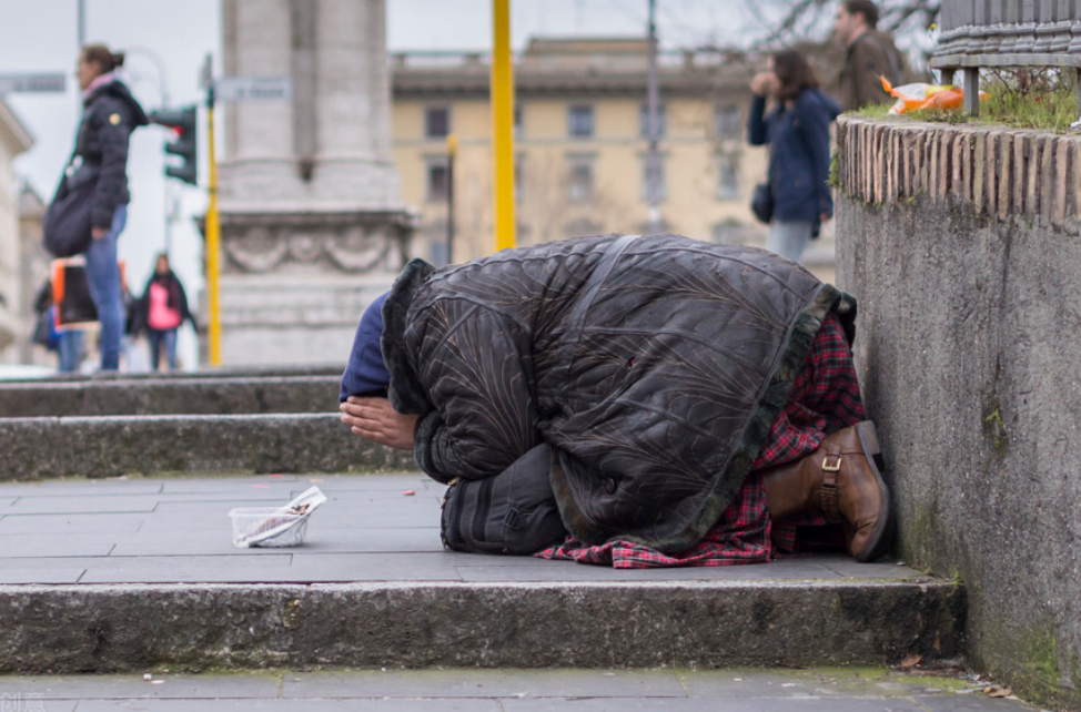 5元女子宿舍:10年前这群"无家可归"的女人,如今再一次无家可归