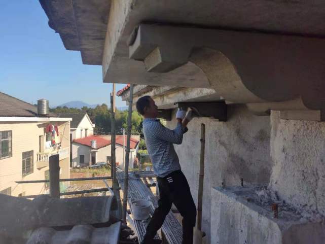 如果说eps线条的质量是最基本的保障,那安装工人的水平就是代表了公司