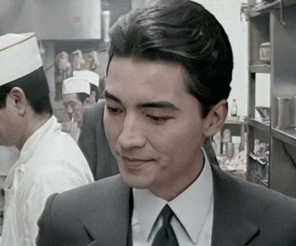 他是"亚洲第一美男",林青霞王祖贤都为其着迷,却被挚爱拒绝孤独一生