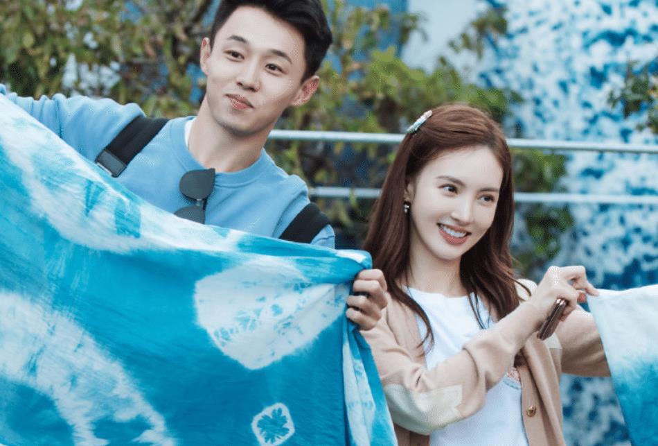 邓伦金晨分手后再同框,表情都藏不住,还有没有感情一望而知!