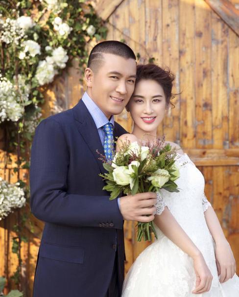 黄圣依家草莓园曝光大棚太大一眼看不到头一斤卖58元被吐槽贵