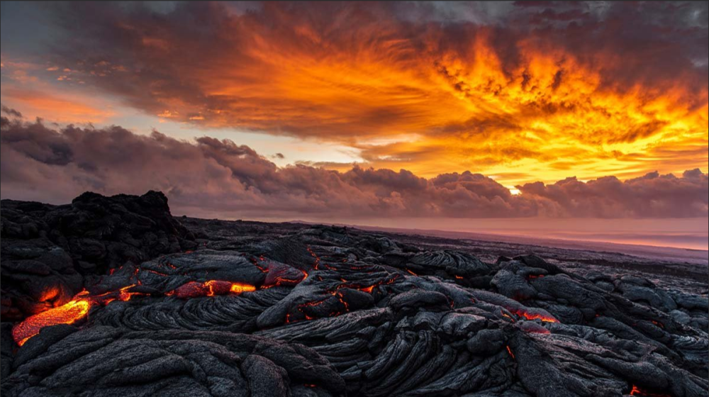 夏威夷的火山爆发反而游客络绎不绝