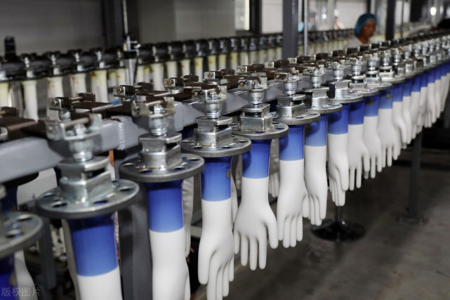 手套每只卖1毛,淄博出了2位数十亿富豪,第3位正赶来|富豪|淄博|蓝帆