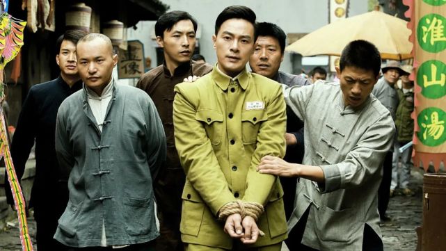 再现广西剿匪战役!《铁血茶城》今晚开播