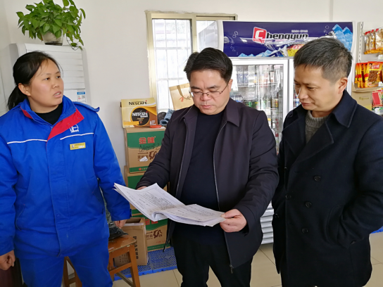 马文高督导村级两委换届工作