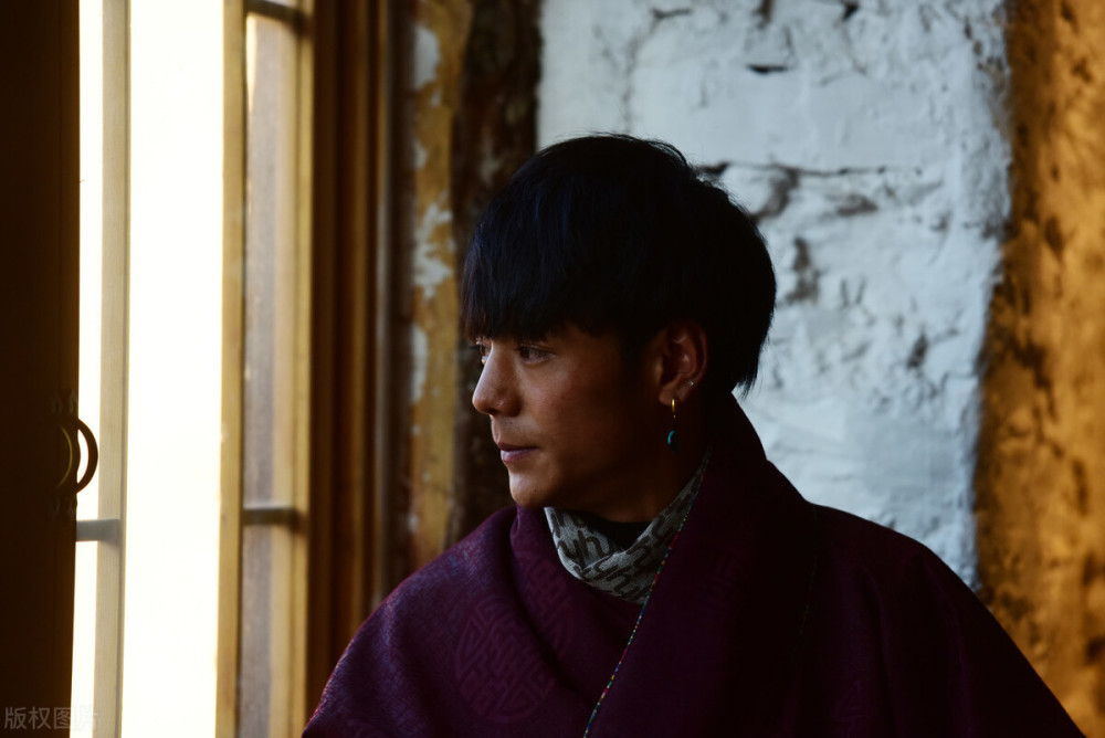 知名学者沈逸陷入粉圈思维做题家与丁真对立境外势力或搅混水