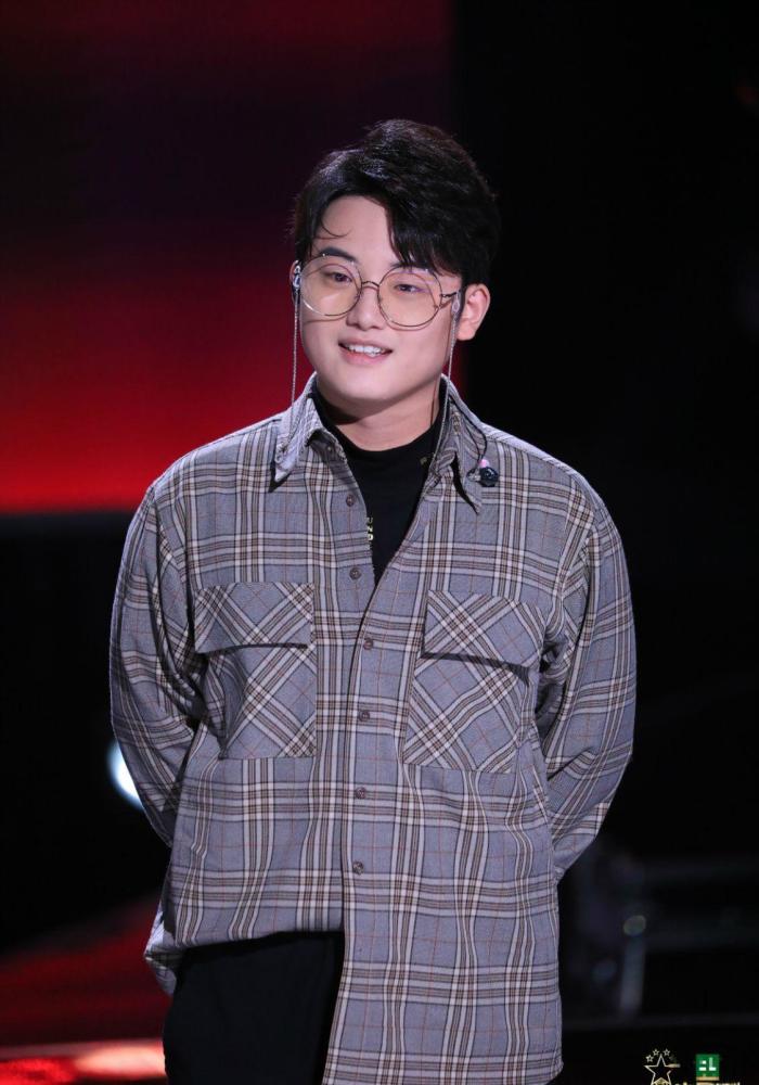 2,程墨寒对于范茹我觉得他是本季好声音最可惜的一