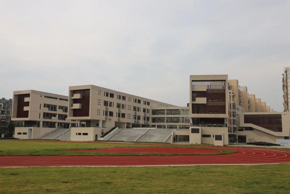 东西湖区金银湖第二小学概况简介_腾讯新闻