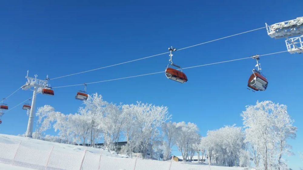 吉林發佈粉絲節滑雪上癮萬科松花湖滑雪場吹響滑雪集結號