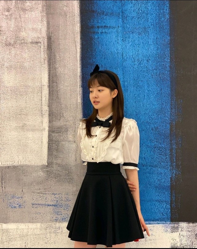 顶楼开局就领盒饭活在别人回忆的雪雅为何被观众喜欢