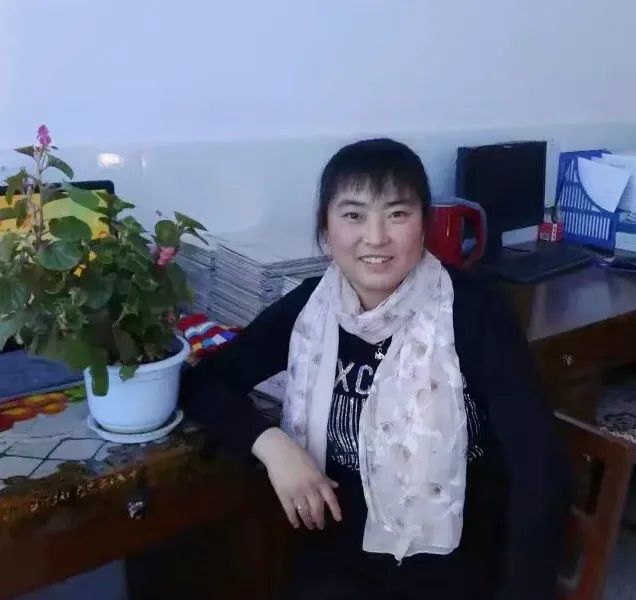 会宁县文昌小学教师:王丽霞,曾雍强