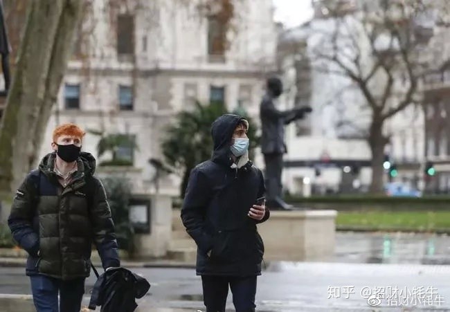 英国疫情二次爆发，病毒出现新种类