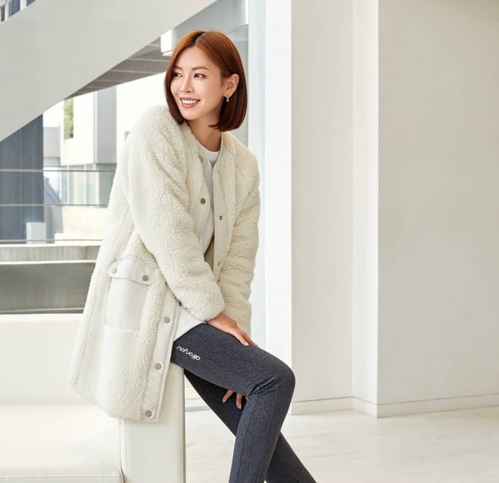 金素妍演技好颜值高私服造型更是具有借鉴性这么穿美到极致