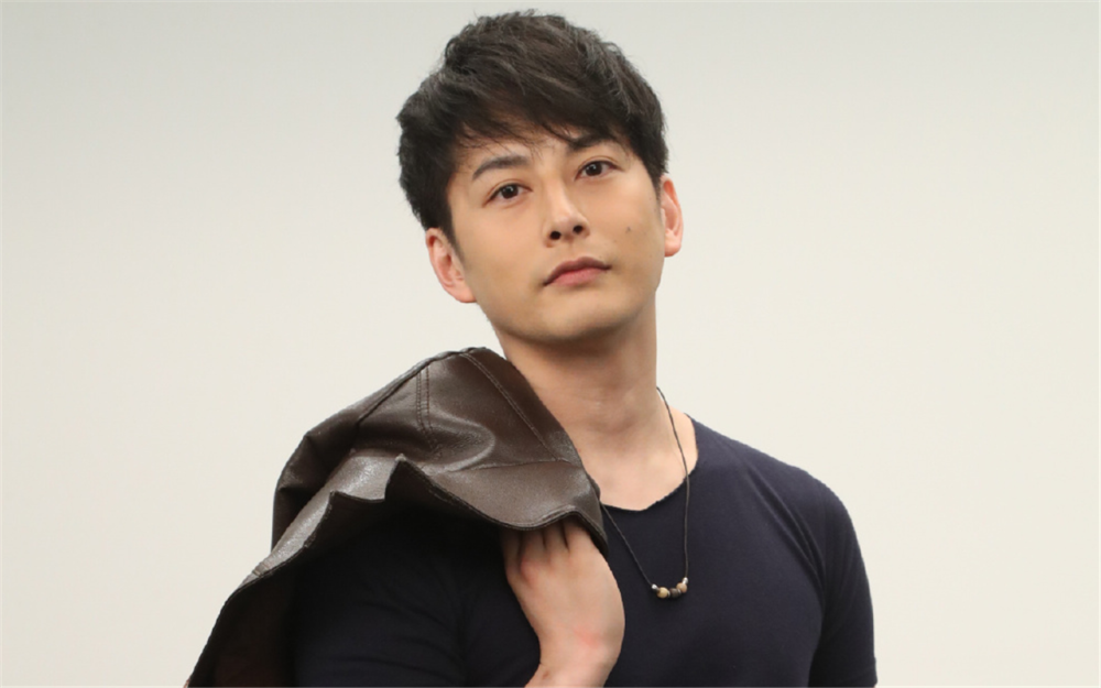 奥特曼:圆谷化妆师昭雪?欧布人间体新剧上映,红凯发型一言难尽_腾讯新