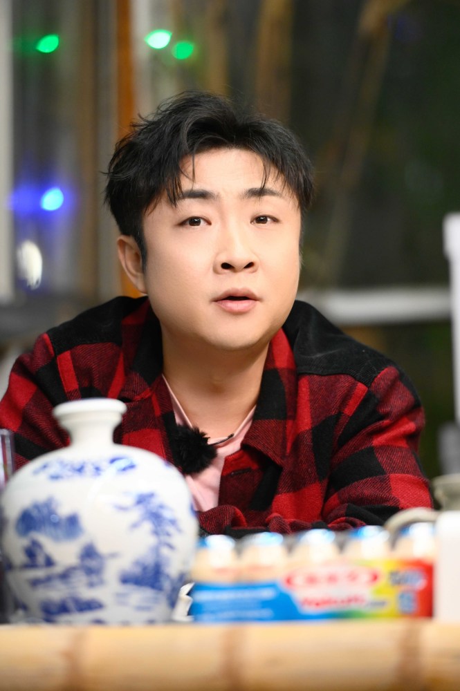 乔杉《神奇公司在哪里》走进老年村 呼吁关爱被智能时代困住的老人