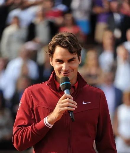 费德勒有多受欢迎?全年打了一站比赛却仍获年度大奖!