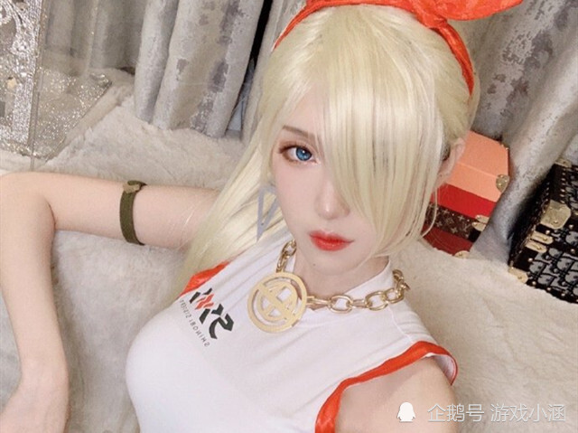 腐团儿cos女团井野 看到1还原动作男粉沸腾 二次元女王实至名归