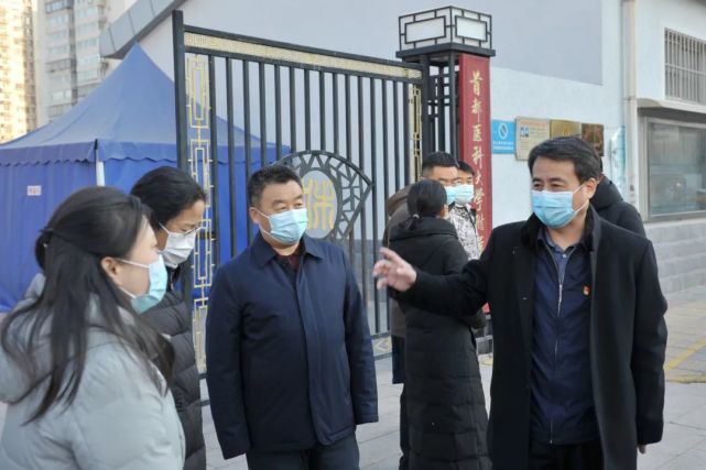 丰台区委常委宣传部长梁家峰到丰台学校调研丰教动态