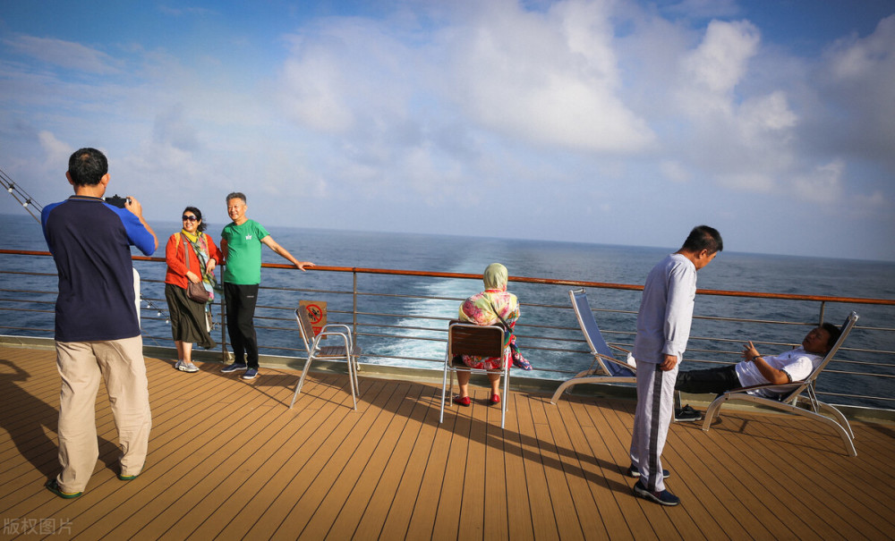 候鸟式养老散伙了65岁的阿姨坦言表面关系好实际难相处